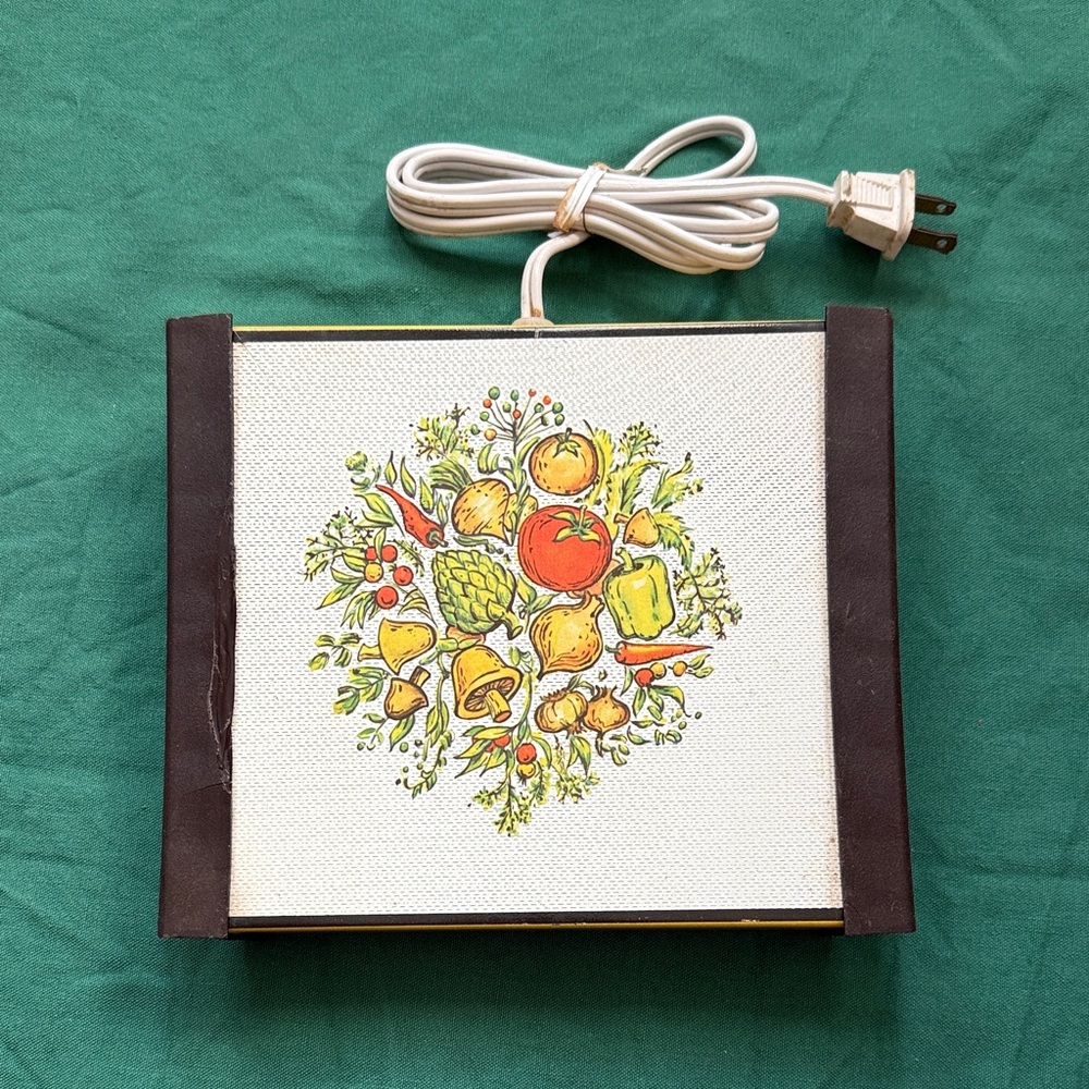 Vintage Food Design Hot Plate